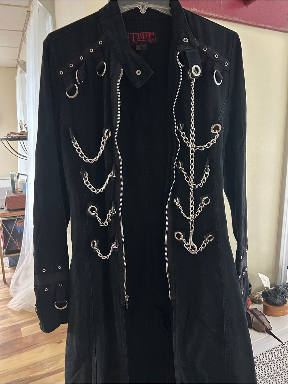 Tripp NYC Black Gothic Chain-Detail Long Coat fabulous !